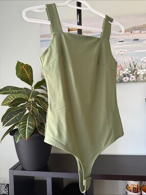 ReoRia Olive Green Women’s Bodysuit Tank One-Piece
